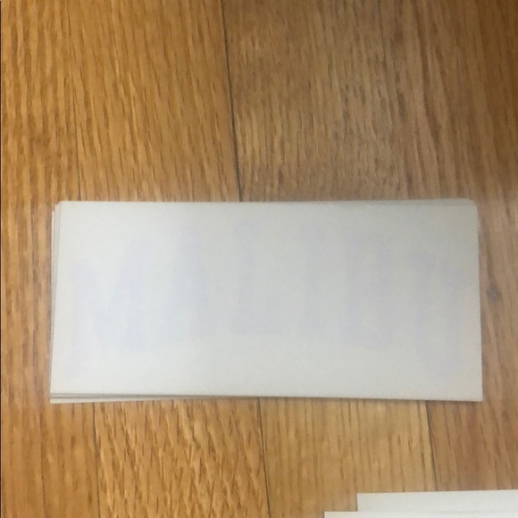 Brandy Melville Stickers - Picture 2 of 7